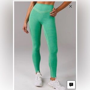 Vitality Daydream Sour Apple. High-Waisted Leggings. Small